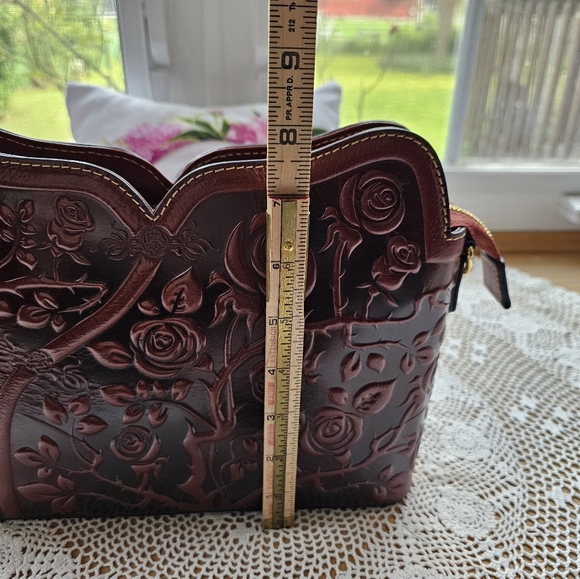 PIJUSHI ROSE CROSSBODY EMBOSSED LEATHER BROWN. - Picture 15 of 16